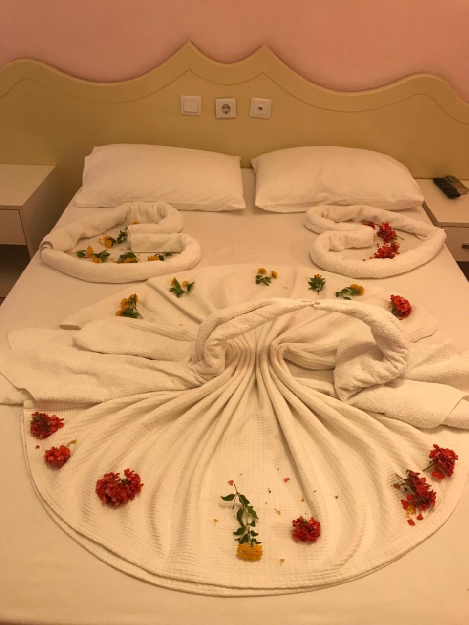 Lanova Hotel ケメル エクステリア 写真